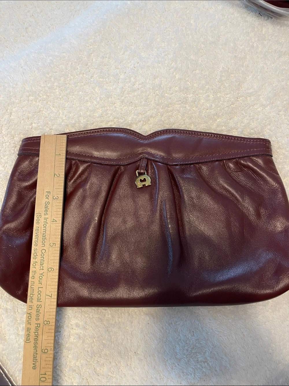 Vintage Etienne Aigner Burgundy Leather Clutch - Gold Accent cl